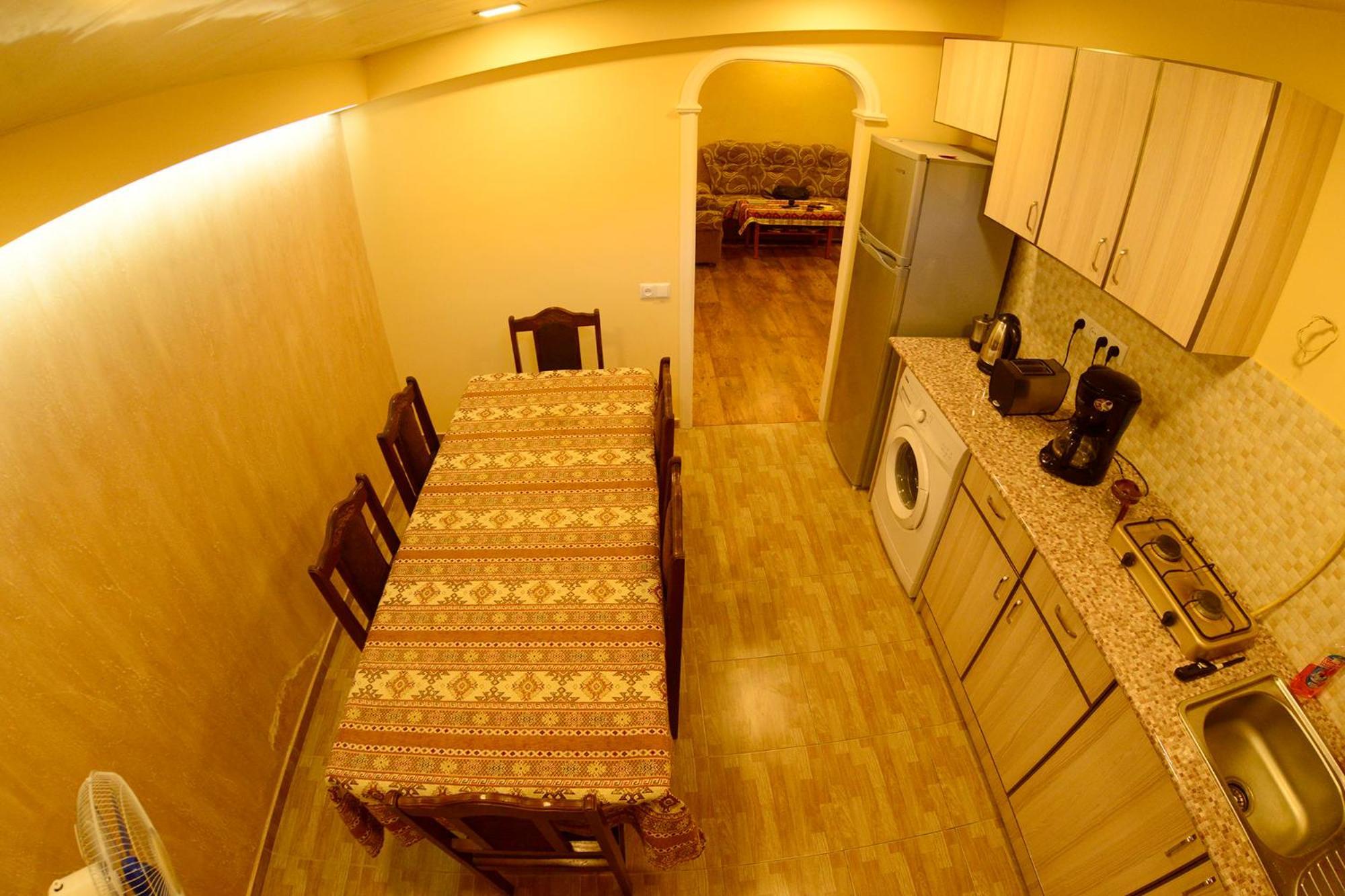 Your Hostel Yerevan Exterior foto