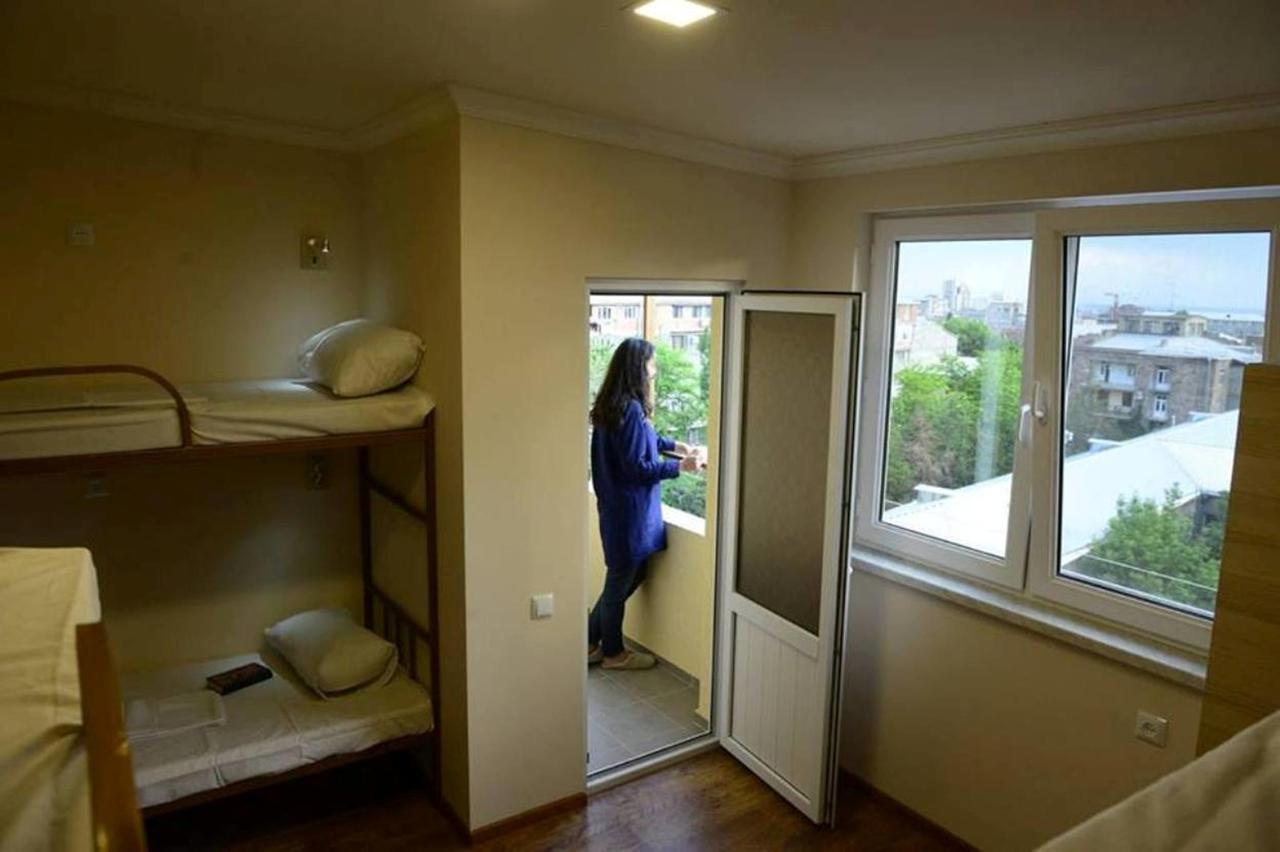 Your Hostel Yerevan Exterior foto