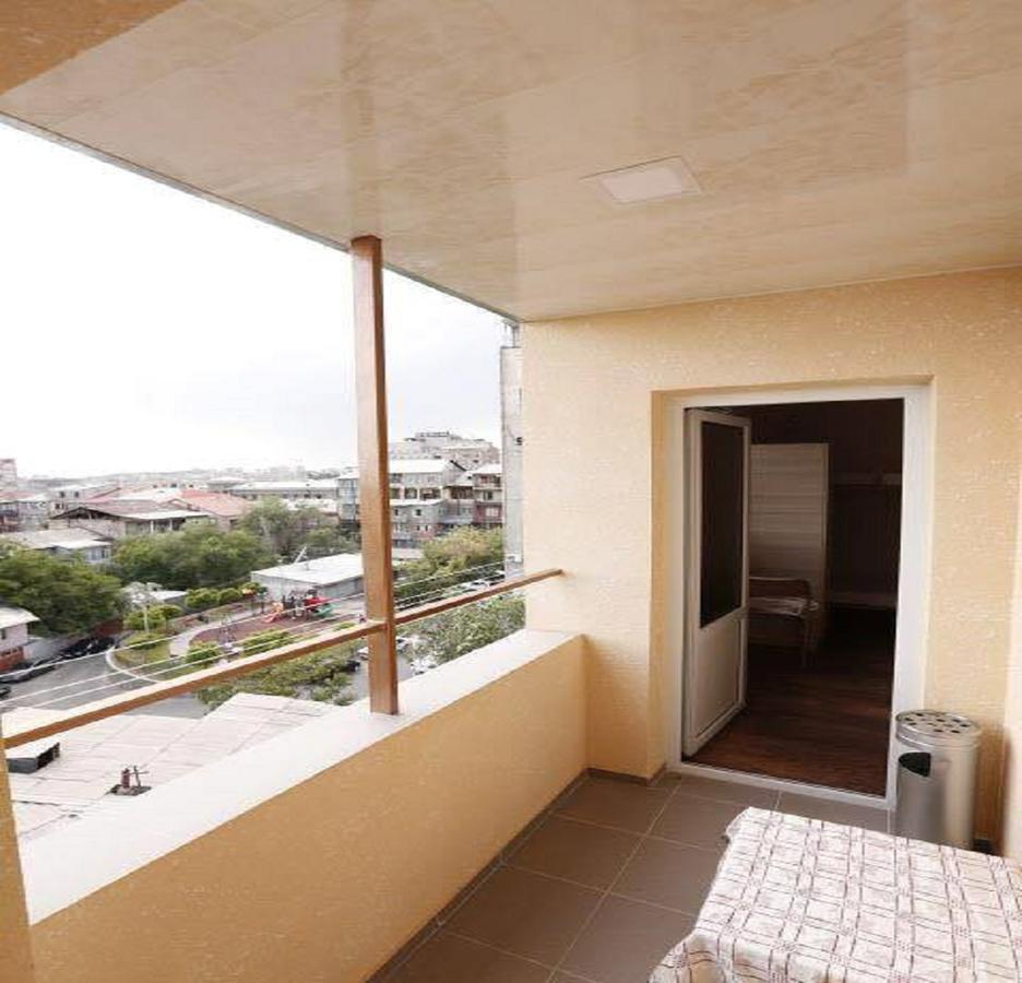 Your Hostel Yerevan Exterior foto