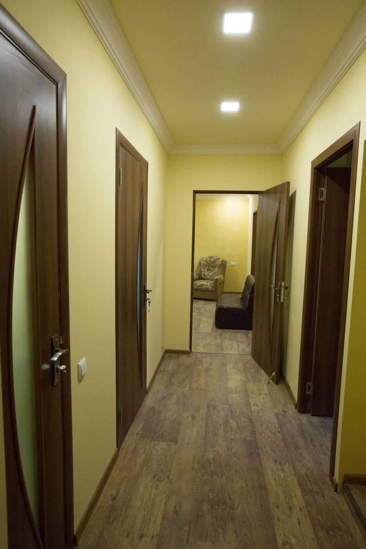 Your Hostel Yerevan Exterior foto