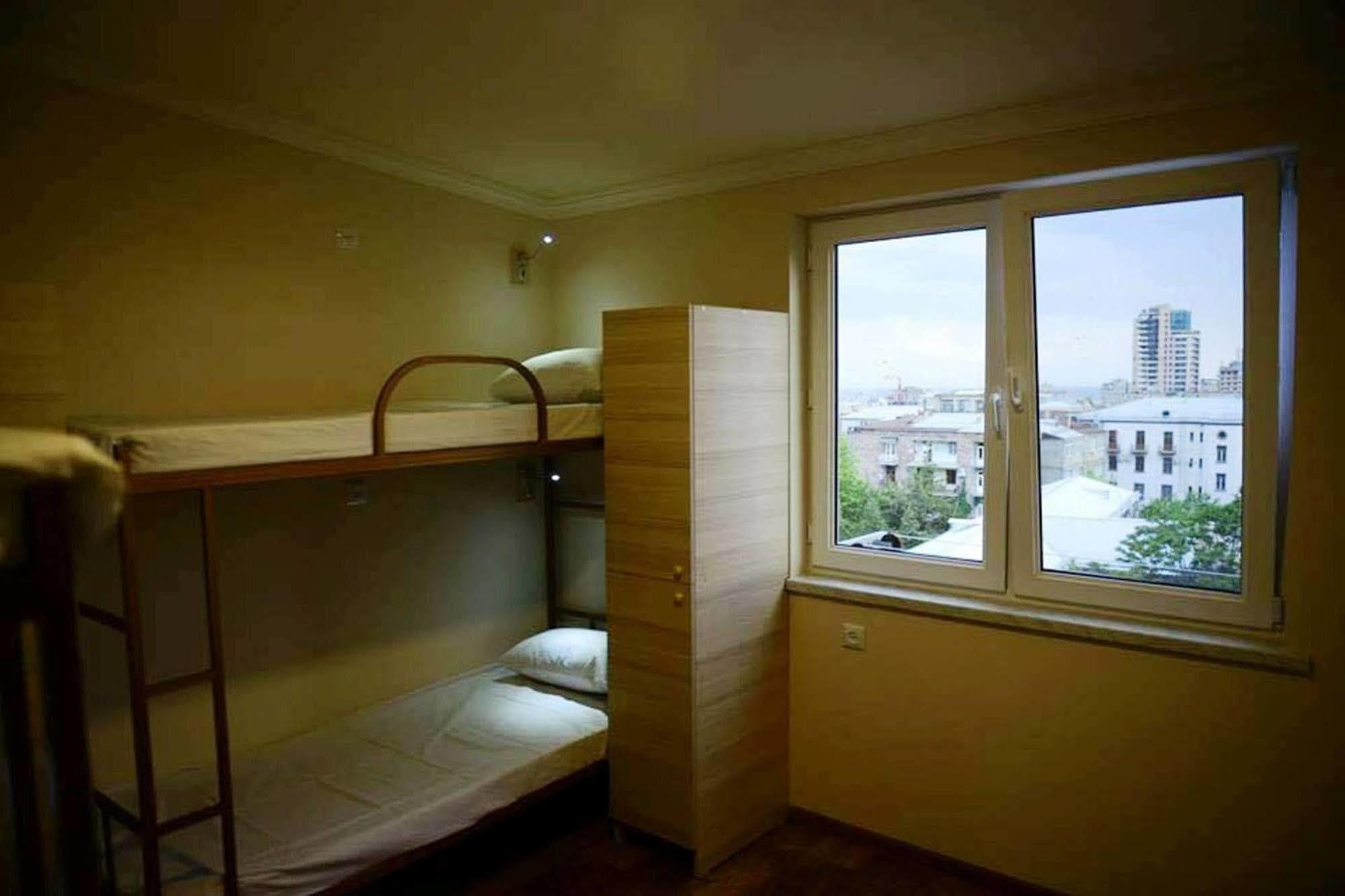 Your Hostel Yerevan Exterior foto