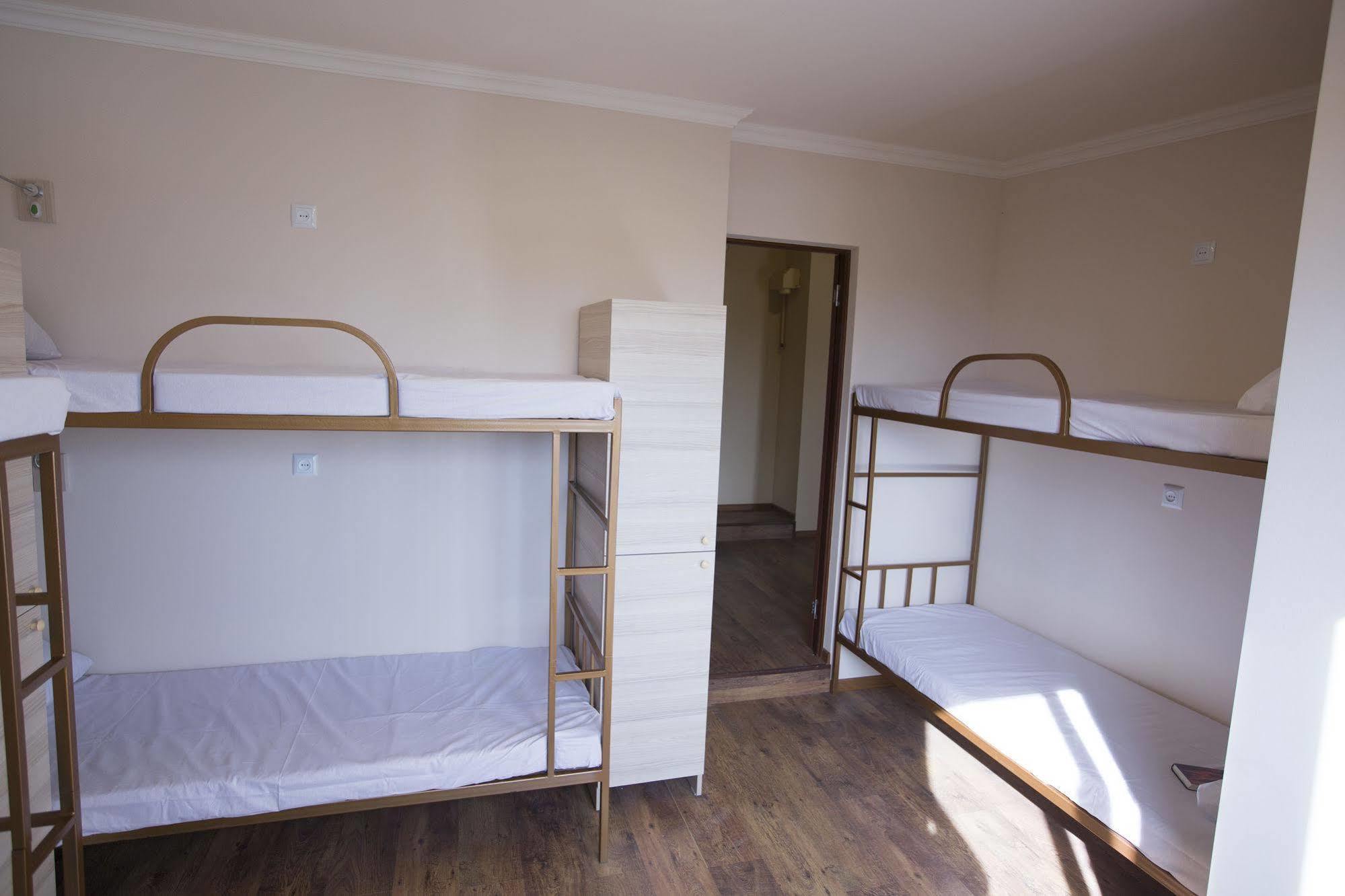 Your Hostel Yerevan Exterior foto